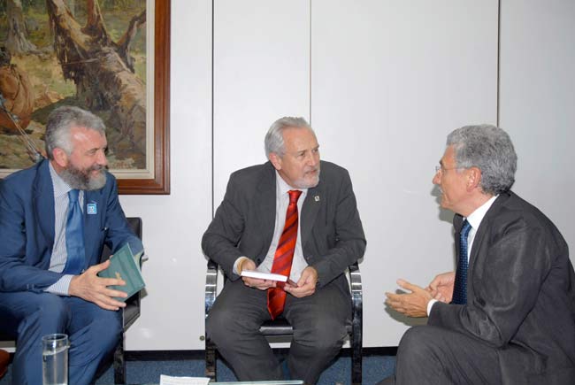 Di Santo, Cezar e D'Alema. Maggio 2010