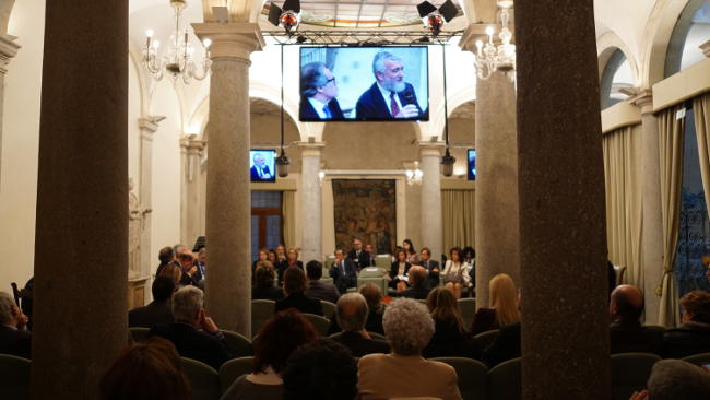 Immagine della platea durante l'incontro con Luis Almagro