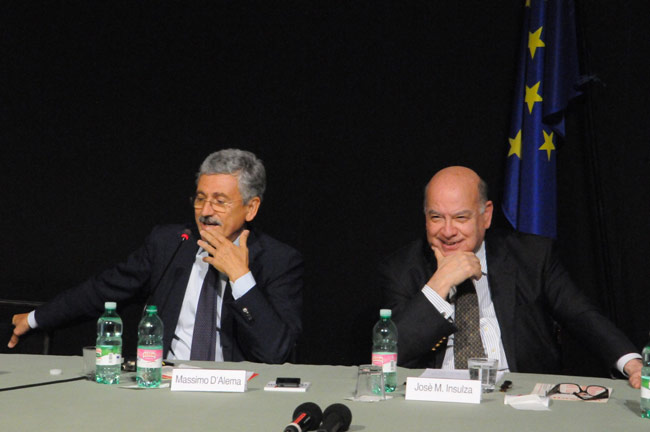 Massimo D'Alema e José Miguel Insulza.