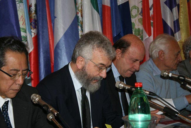 La relazione di Donato Di Santo.