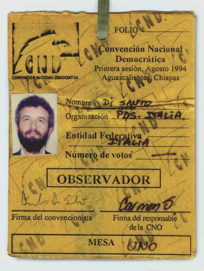 Badge di partecipazione alla Convencion Nacional Democratica, indetta dall’EZLN a Guadalupe Tepeyac, nella Selva Lacandona del Chiapas, agosto 1994.