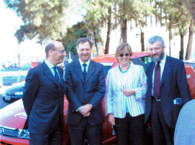 Belo Horizonte, Brasile, 2006, visita allo stabilimento FIAT di Betim. Da sx: l'Ambasciatore Michele Valensise, il Presidente di FIAT Brasile Norberto Bellini, la Governatrice del Piemonte Mercedes Bresso ed il sottosegretario Di Santo.