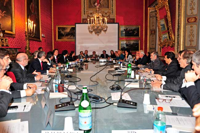 Immagine della sala rossa dell’ABI, dove il CeSPI/CEIAL ha tenuto l’incontro degli imprenditori italiani con il Presidente del BID.