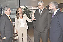 Madrid, 2007. incontro tra i sottosegretari spagnolo, trini jimenez, portoghese, braga, ed italiano, di santo, con il vice ministro degli esteri venezuelano, rodrigo chaves.